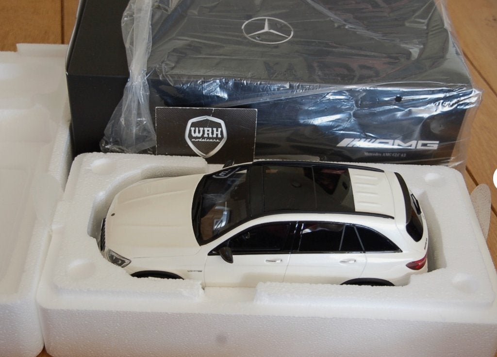1:18 Mercedes GLC 63 AMG white GT spirit dealer ed WRH, Verzenden, Zo goed als nieuw, Auto, Overige merken
