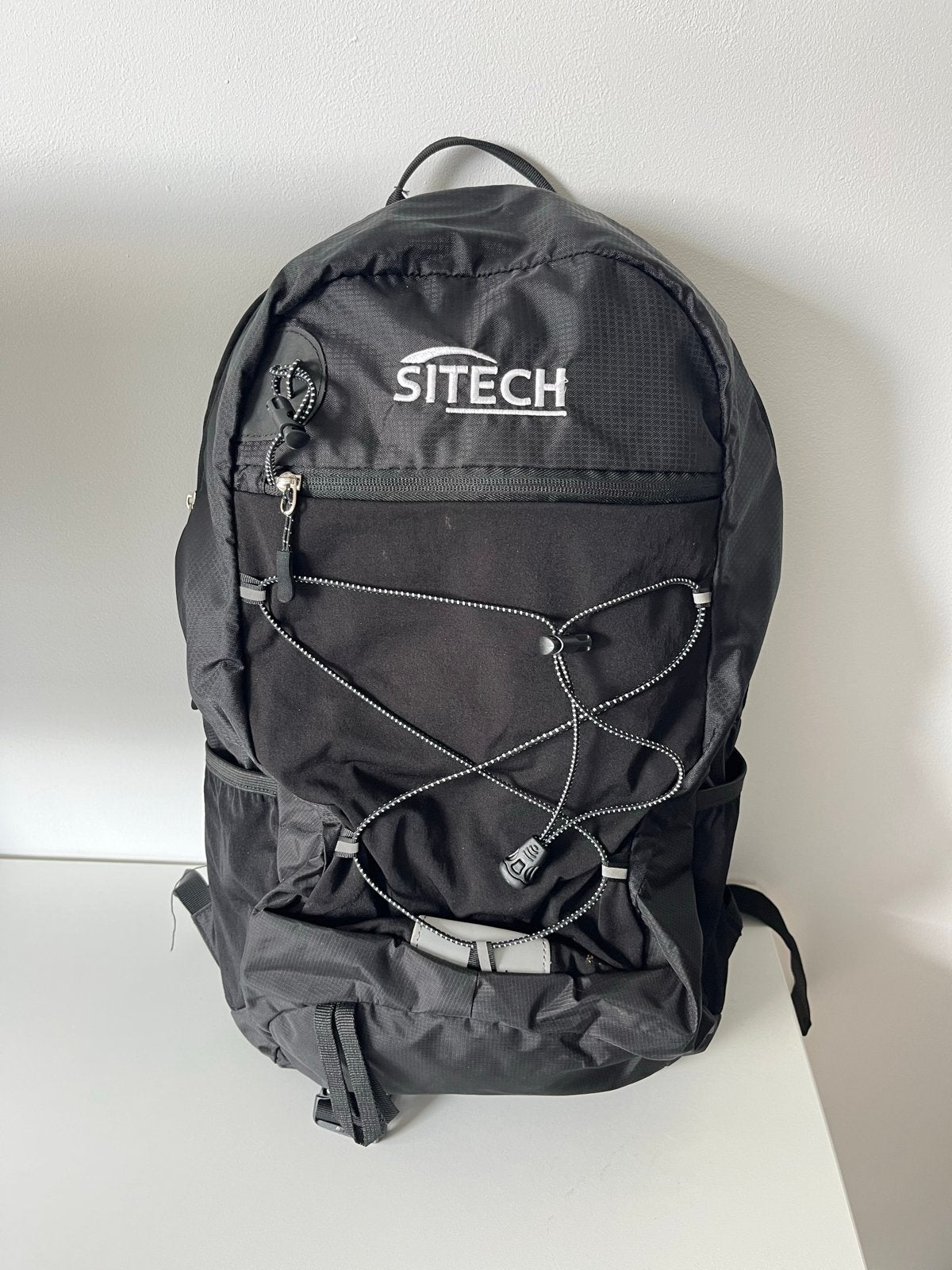 Sitech rugzak met regenhoes - NIEUW, 25 tot 40 cm, Nieuw, Ophalen of Verzenden, Waterdicht