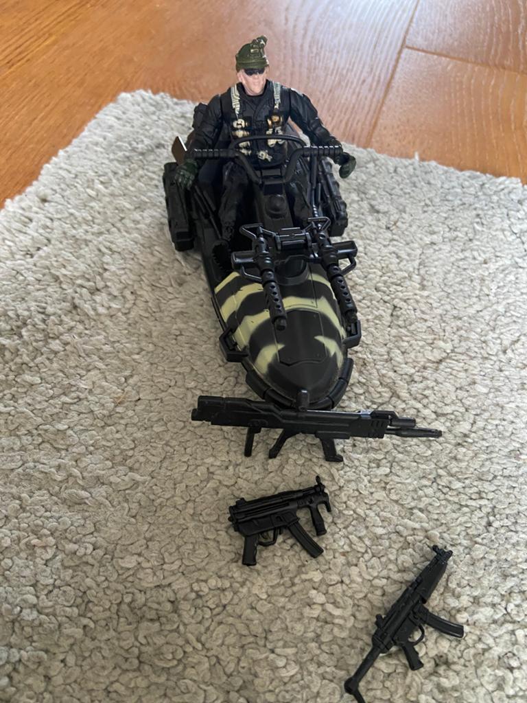 Legerjetski, Ophalen of Verzenden, Zo goed als nieuw