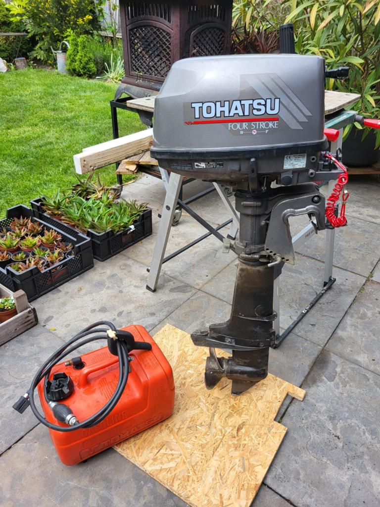 Tohatsu 6 pk 4 takt kortstaart buitenboordmotor + tank, Watersport en Boten, Buiten- en Binnenboordmotoren, Ophalen, Gebruikt
