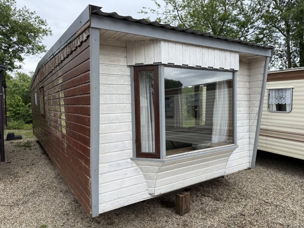 Saricar Chalet 10.60 x 3.60 m 1 Slp Winterhard, Niet ingevuld, Niet ingevuld, Niet ingevuld