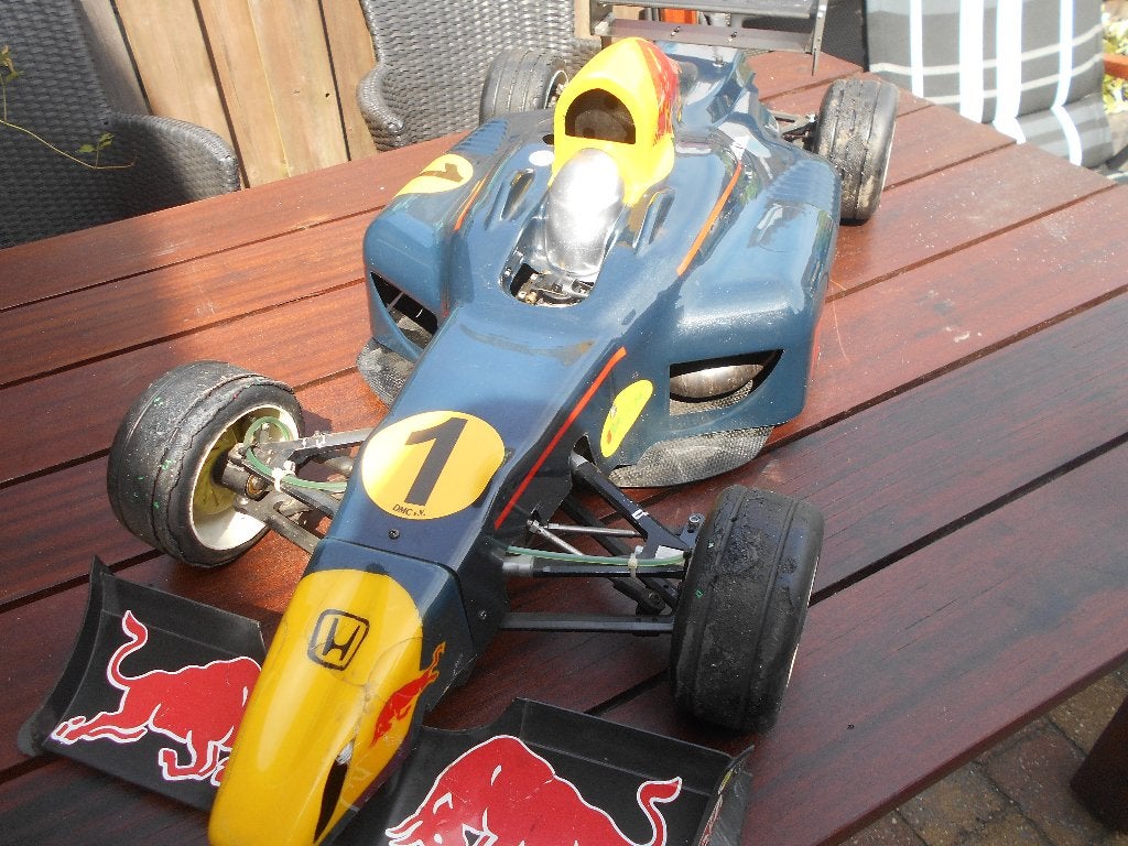 rc Formule 1   26cc RedBull 1:5 -- 2 takt., Ophalen, Gebruikt, 1:5 t/m 1:8, Auto