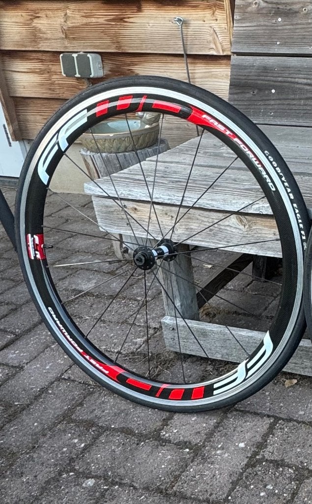 FFWD F4R Clincher/Draadband voorwiel incl. band, Fast Forward, Racefiets, Zo goed als nieuw, Carbon