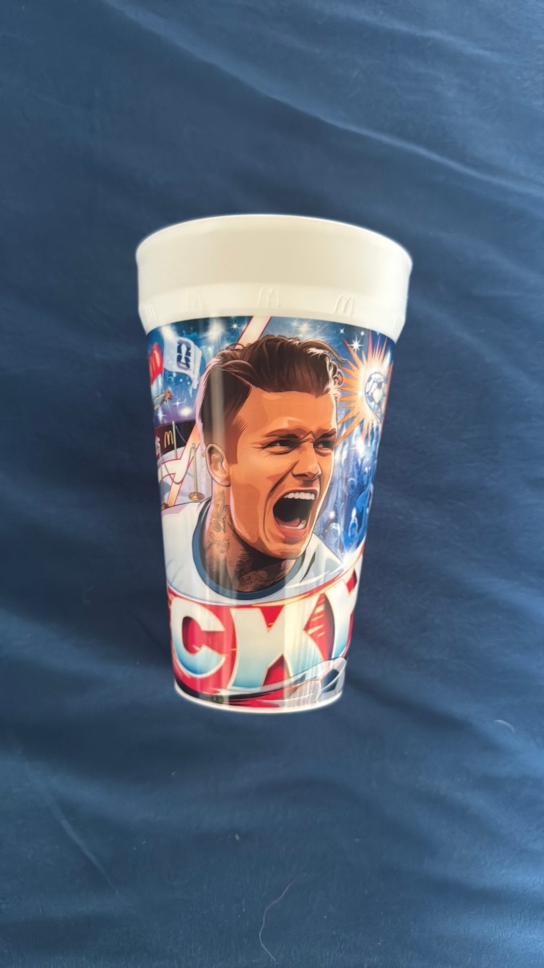 McDonald's Adult Happy Meal Beker - Voetbalthema, Verzamelen, Sportartikelen en Voetbal, Verzenden, Zo goed als nieuw, Overige sporten