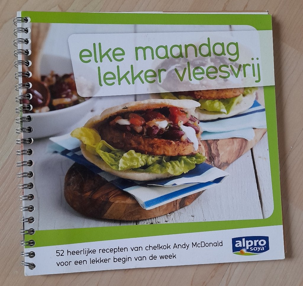 ELKE MAANDAG LEKKER VLEESVRIJ, Boeken, Kookboeken, Ophalen of Verzenden, Zo goed als nieuw, Nederland en België