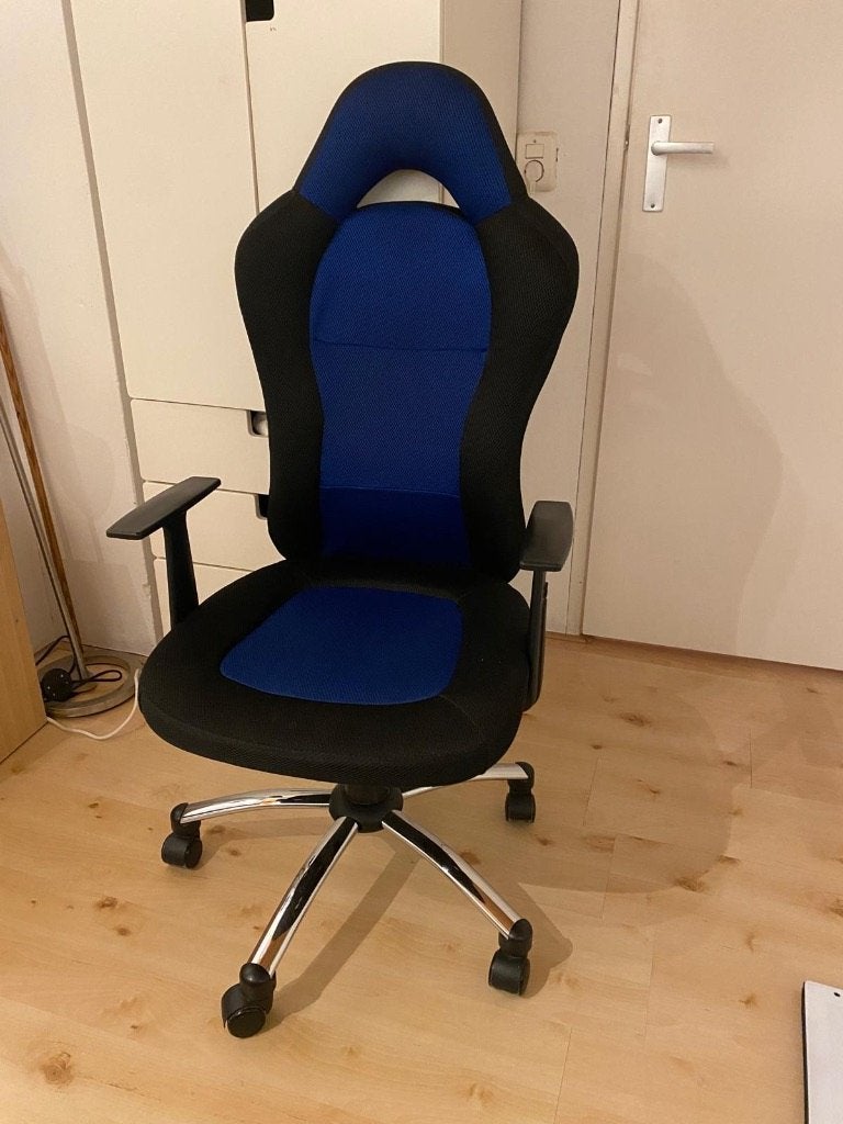 Ergonomische gamestoel (als bureaustoel), Ophalen, Gaming bureaustoel, Zwart, Zo goed als nieuw