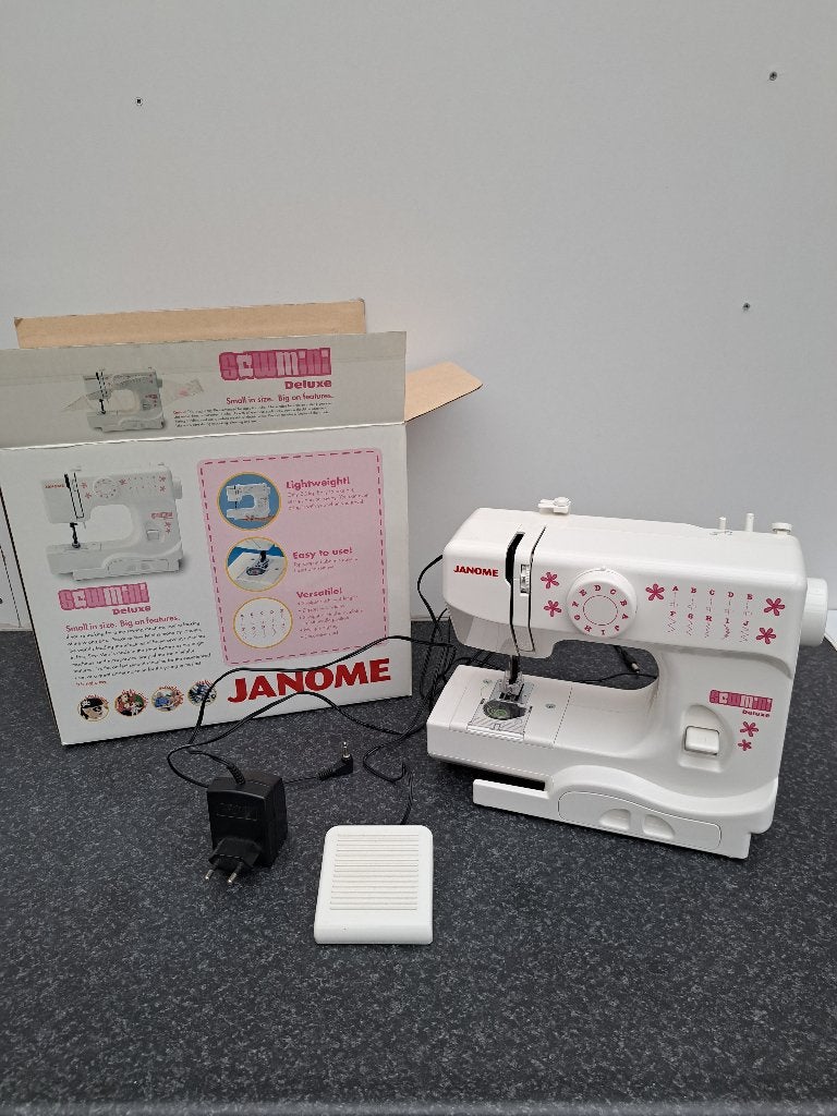 kindernaaimachine JANOME deluxe 50euro, Ophalen, Zo goed als nieuw, Naaimachine, Janome