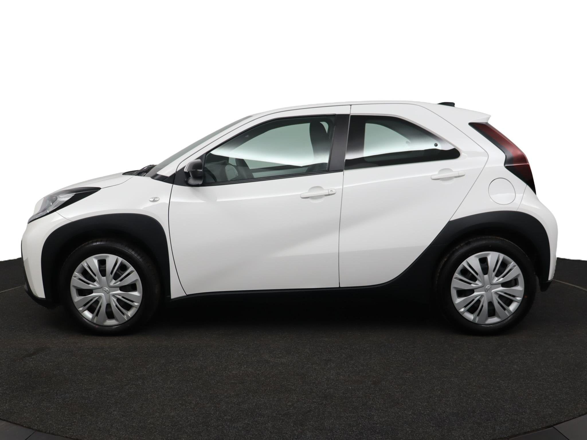 Toyota Aygo X 1.0 VVT-i MT Play | Adaptive Cruise Control |, Auto's, 12 maanden, Stof, Gebruikt, Euro 6