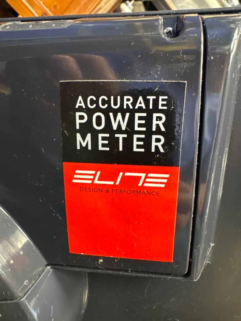 Elite Kura Smart Power Meter fietstrainer - Gebruikt, Sport en Fitness, Wielrennen, Ophalen, Gebruikt, Overige typen