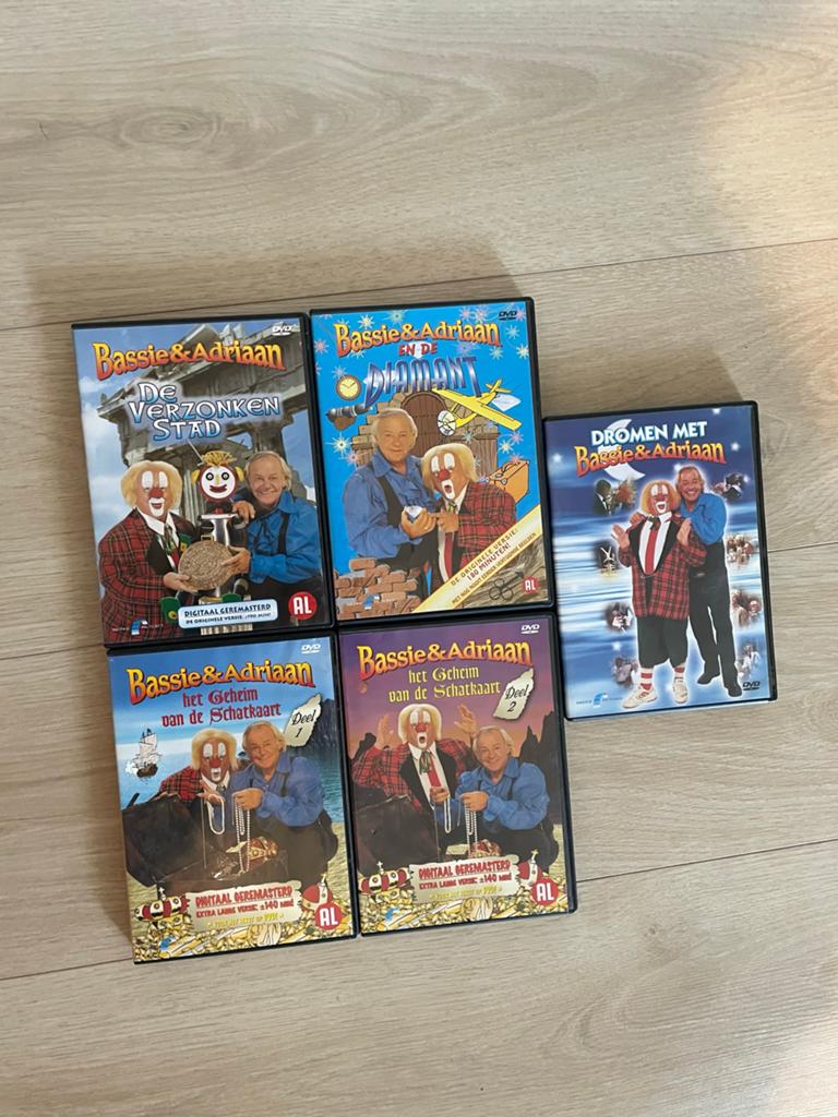 Bassie & Adriaan DVD collectie (5 stuks), Avontuur, Gebruikt, Alle leeftijden, Boxset