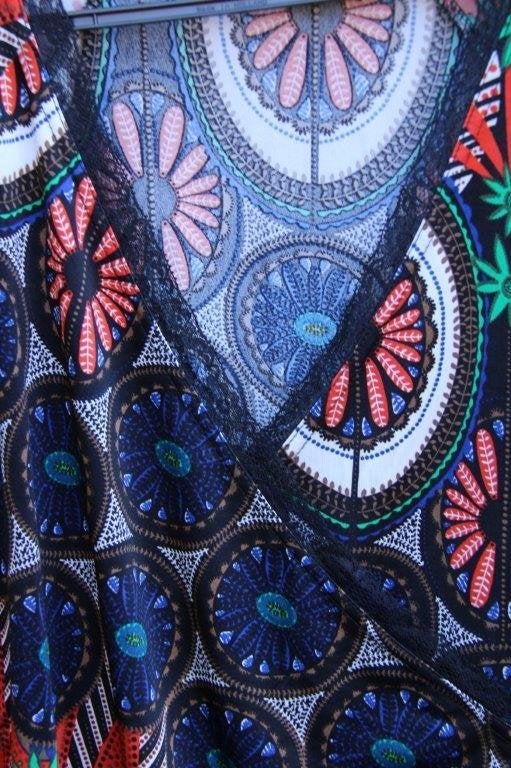 Overslagjurk zwart/ kleur Superstition mt L Vaste prijs, Kleding | Dames, Zwart, Maat 42/44 (L), Ophalen of Verzenden, Zo goed als nieuw