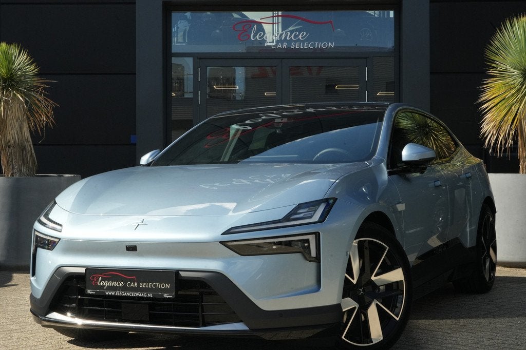 Polestar 4 Long Range Dual Motor Performance Plus 100 kWh 54, Auto's, Polestar, Automaat, 2000 kg, Leder, Vierwielaandrijving