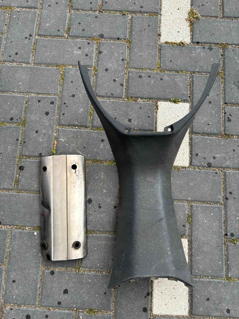 Gilera 180cc hitteschild en Binnenkap, Ophalen