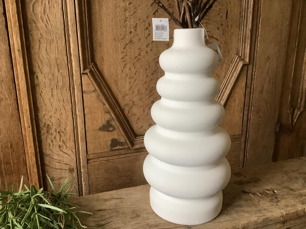 NIEUW witte vaas met meerdere buiken, Huis en Inrichting, Woonaccessoires | Vazen, Ophalen, Nieuw, Aardewerk of Porselein