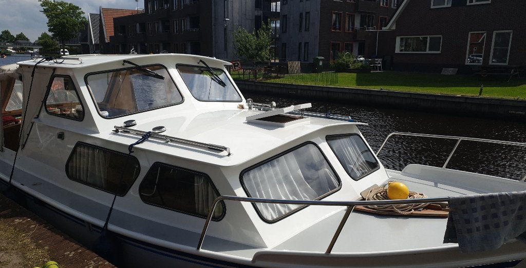 Nette Stavokruiser AK –  Instapklaar, Watersport en Boten, 9 m, Gebruikt, Binnenboordmotor, Diesel