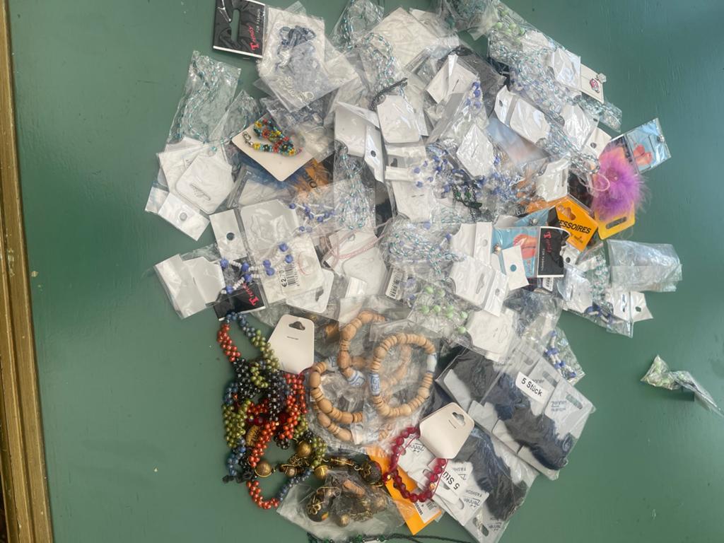 Div. Kleine sieraadjes! Armbanden, kettingen, enz., Ophalen of Verzenden, Nieuw
