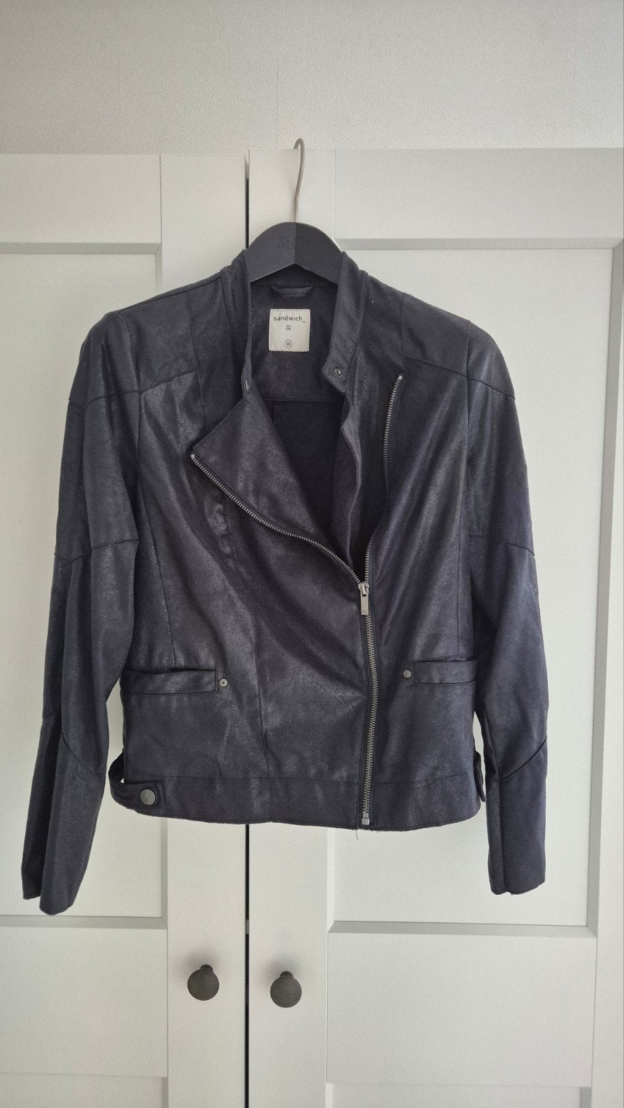 Sandwich korte blazer fake suède donkerblauw mt 38, Maat 38/40 (M), Blauw, Ophalen of Verzenden, Zo goed als nieuw