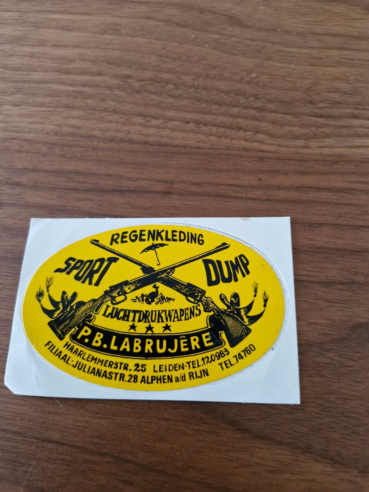 11081Vintage sticker P.B. Labrujere Sport Dump Regen Kleding, Ophalen of Verzenden, Gebruikt, Overige typen