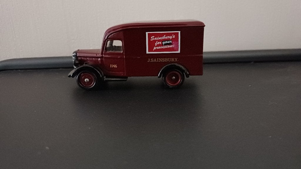 Days Gone J. Sainsbury, Ophalen of Verzenden, Zo goed als nieuw, Auto