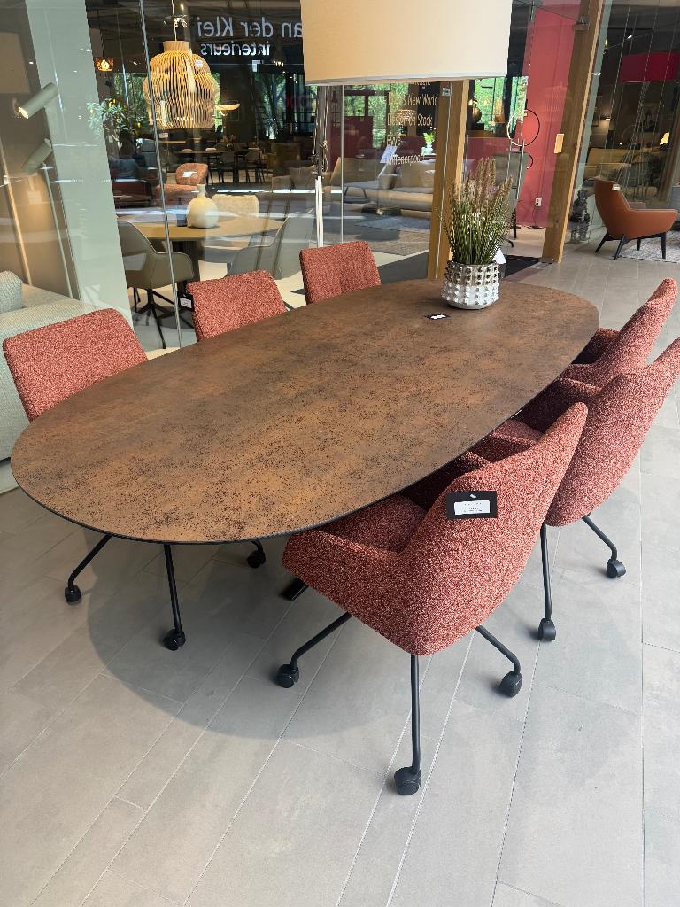 thor eetkamertafel Bree's new World, Huis en Inrichting, Ophalen, Design, 150 tot 200 cm, Vijf personen of meer