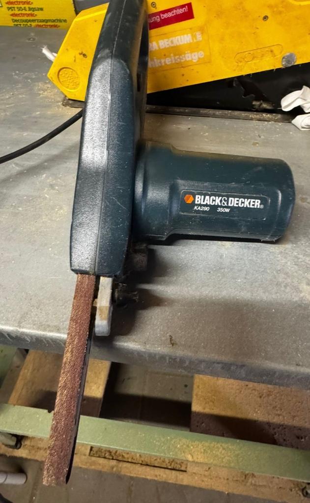 Black & Decker KA290 Bandschuurmachine 350W, Ophalen, Gebruikt, Minder dan 600 watt, Bandschuurmachine
