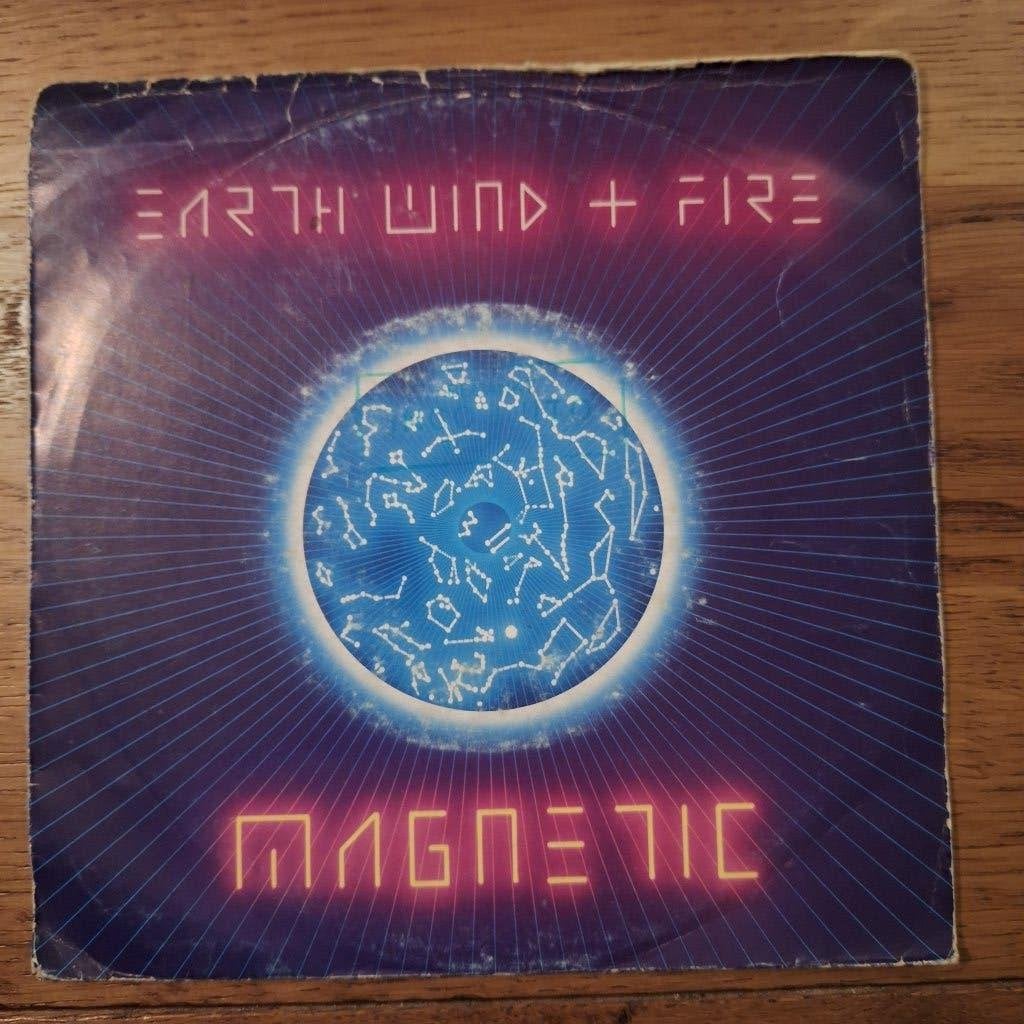 Earth, Wind & Fire - Magnetic (003), Ophalen of Verzenden, Gebruikt, Pop