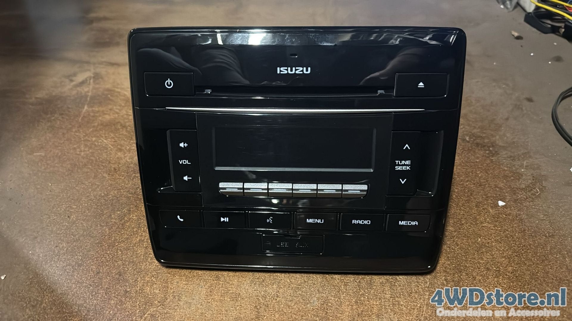 Nieuwe ISUZU Factory radio isuzu d-max cd aux usb 8974807974, -, -, Nieuw, Ophalen of Verzenden