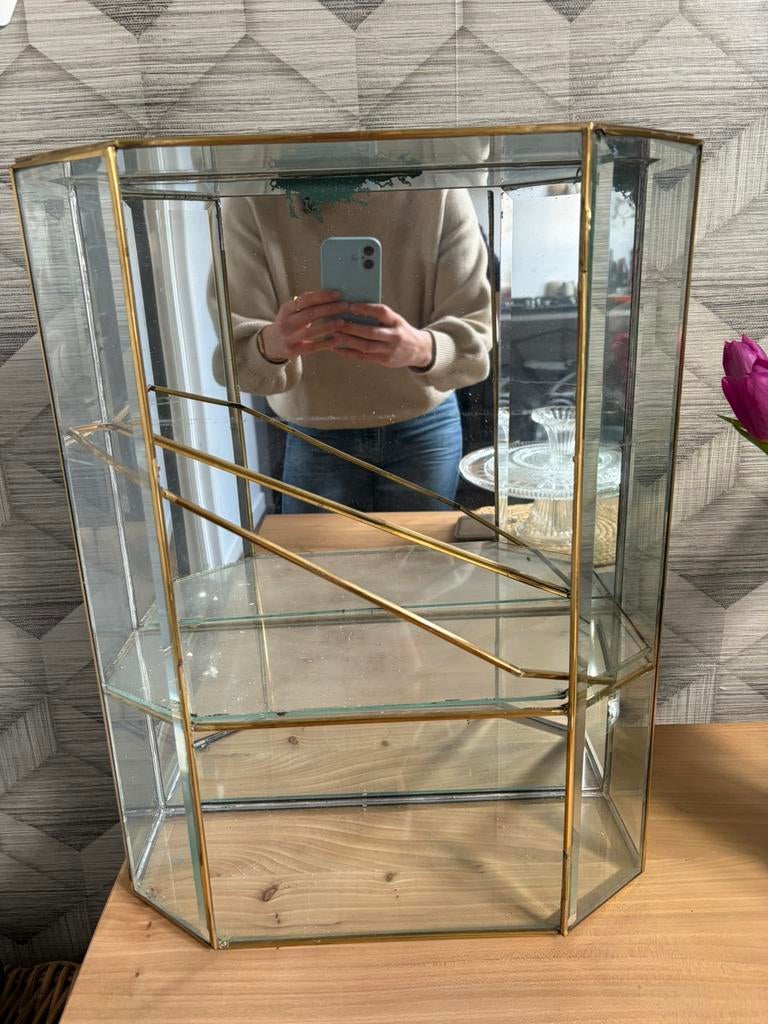 Glazen messing kast groot, Huis en Inrichting, Kasten | Vitrinekasten, Ophalen, Met plank(en), Minder dan 50 cm, Gebruikt
