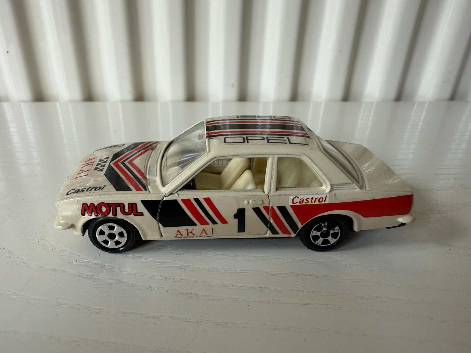Opel Ascona - Guiloy - schaal 1:43, Ophalen of Verzenden, Zo goed als nieuw, Auto, Overige merken