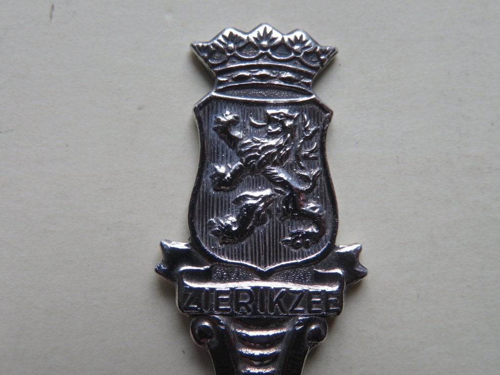 Verzilverd lepeltje wapen Zierikzee Zeeland, Verzenden