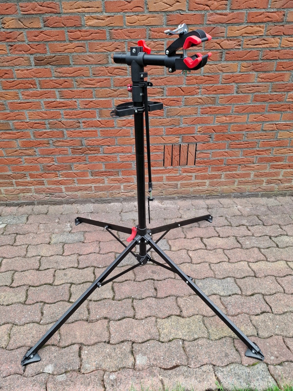 LifeGoods Fiets Montagestandaard - Fietsreparatiestandaard, Ophalen of Verzenden, Gebruikt, Overig gereedschap