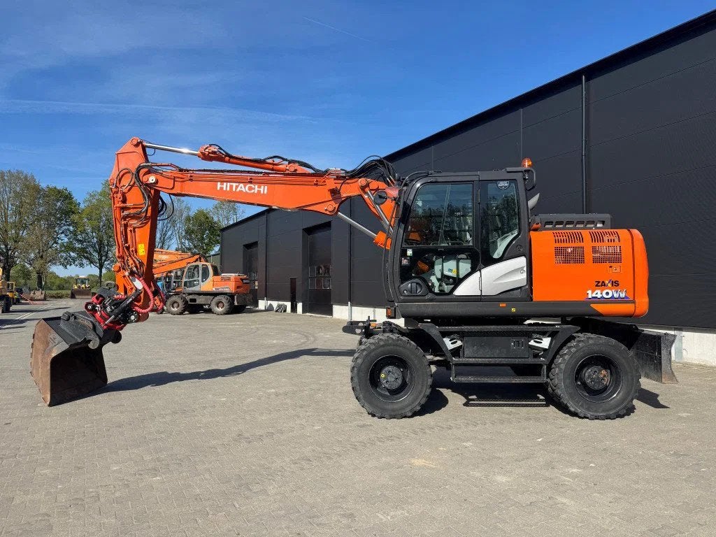 Hitachi ZX140-6 1900 uur ! Rototilt (bj 2021), Graafmachine
