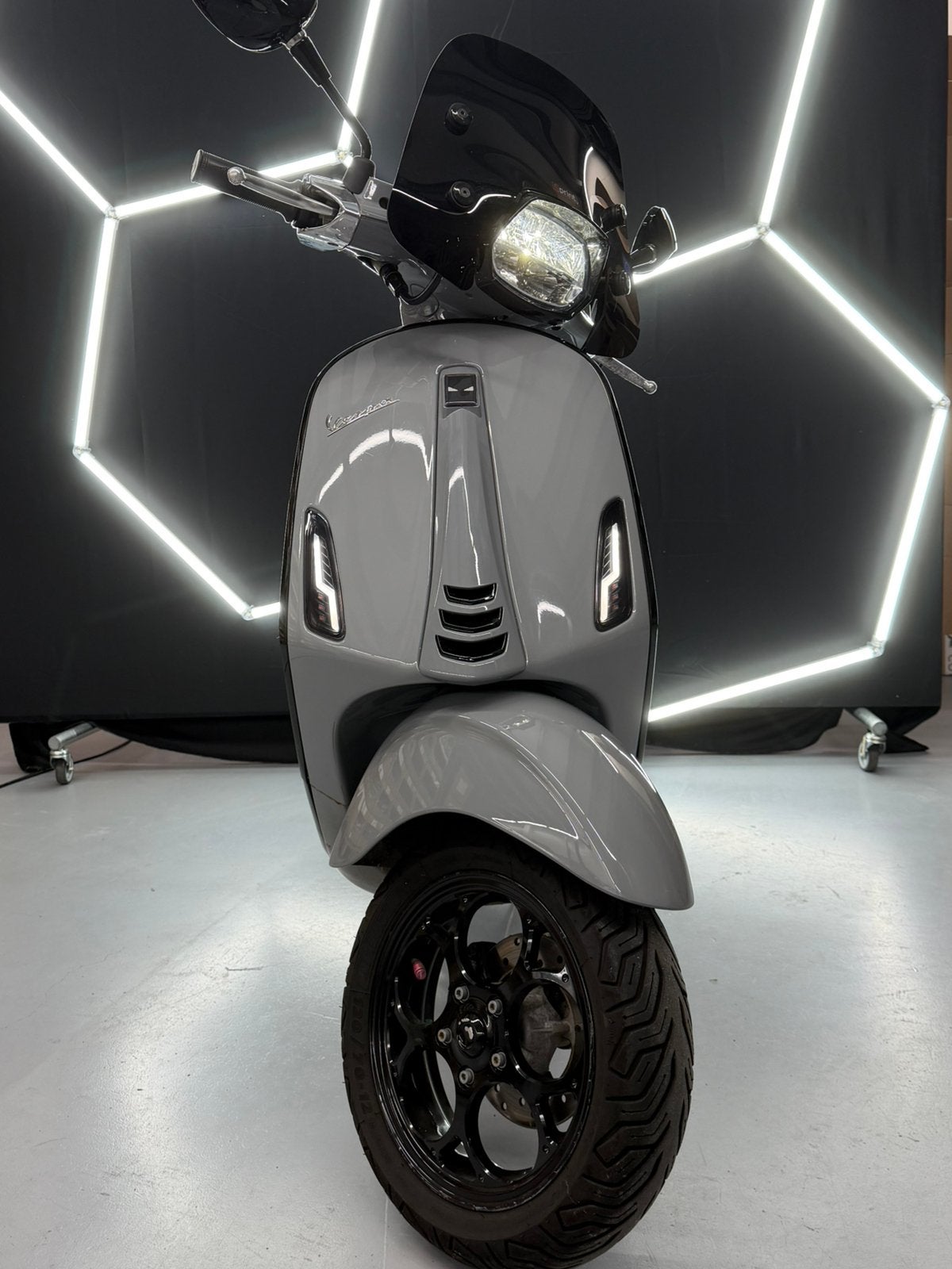 Vespa Sprint S Nardo Grey | Lage kilometerstand | Bom vol!!, Ophalen, Zo goed als nieuw, Benzine