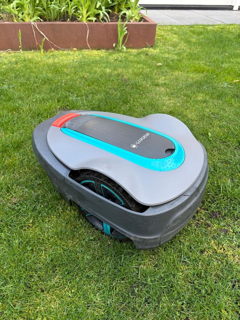Gardena Sileno City 250 robotmaaier, Tuin en Terras, Robotmaaiers, Ophalen, Gebruikt, Meer dan 25 cm, Gardena / Husqvarna