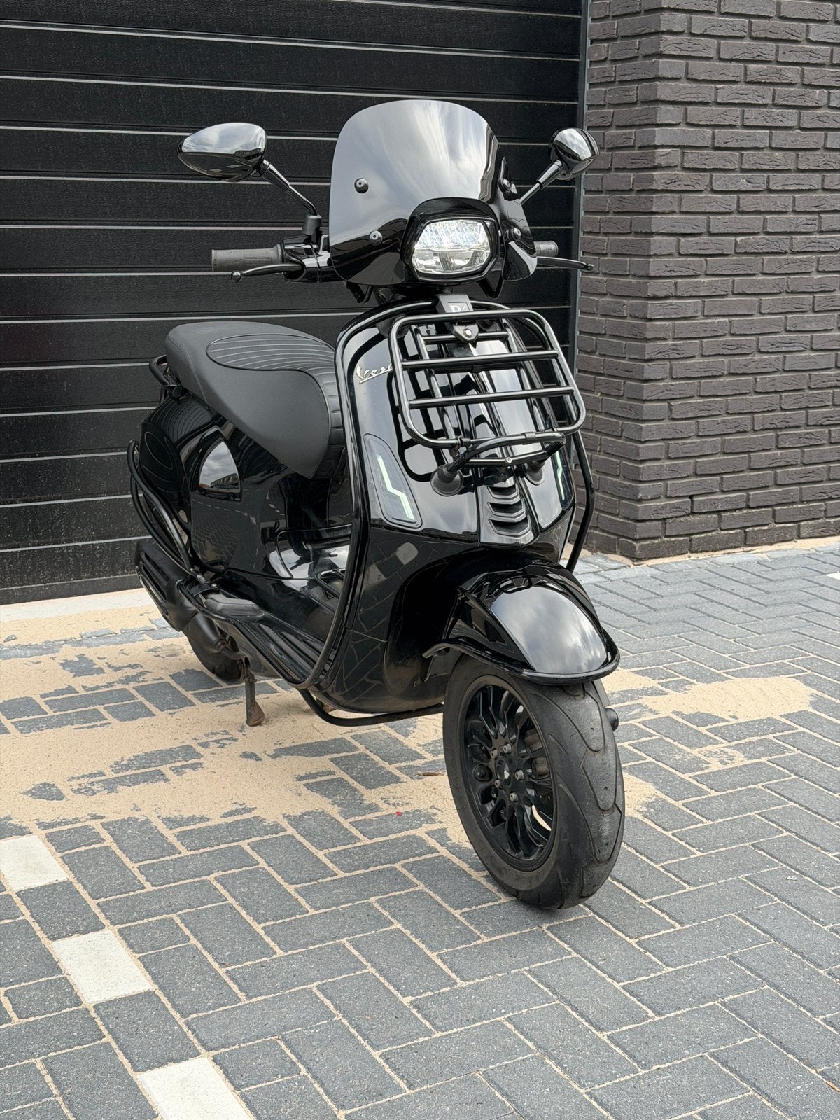 Vespa Sprint 2019 |Lvl 10|Brom|Glans Zwart| 10.200KM, Ophalen of Verzenden, Zo goed als nieuw
