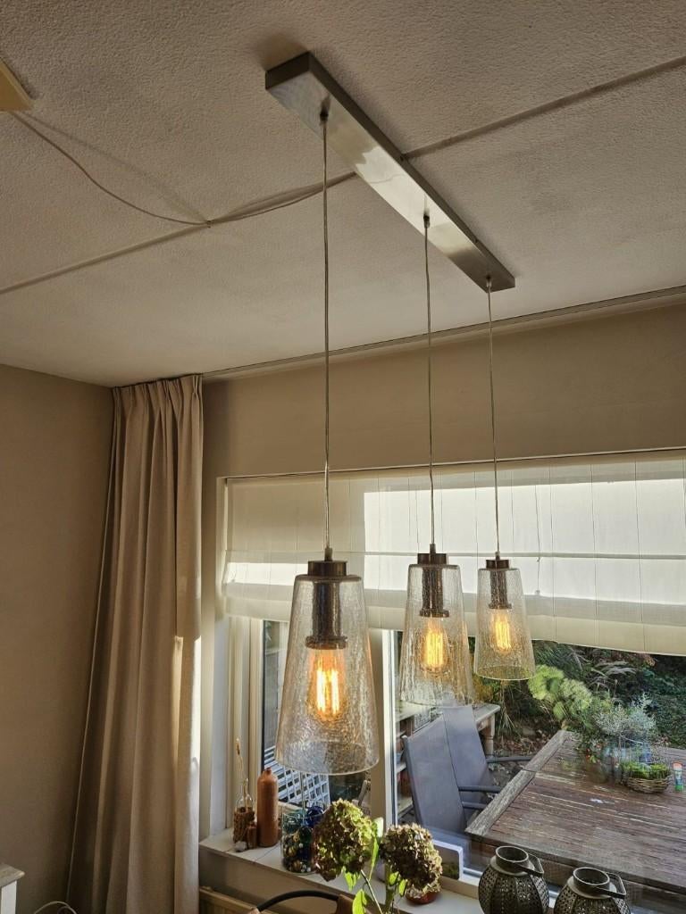 3 koppige robuuste plafondlamp met gebroken glas motief, Huis en Inrichting, Lampen | Plafondlampen, Ophalen of Verzenden, Zo goed als nieuw