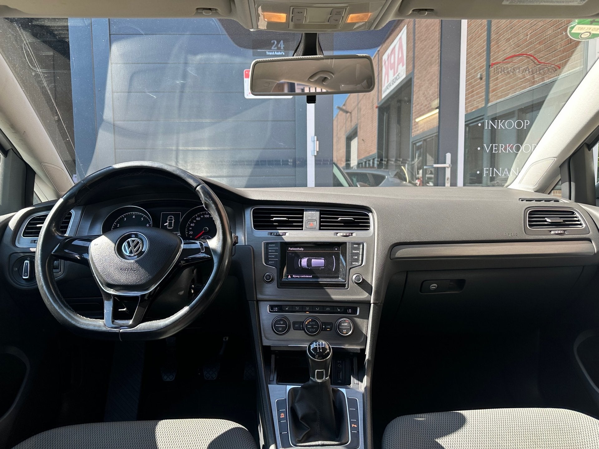 Volkswagen GOLF 1.2 TSI Trendline|Pdc|Navi|Bleutooth|Stoelve, Voorwielaandrijving, Euro 5, 86 pk, Gebruikt