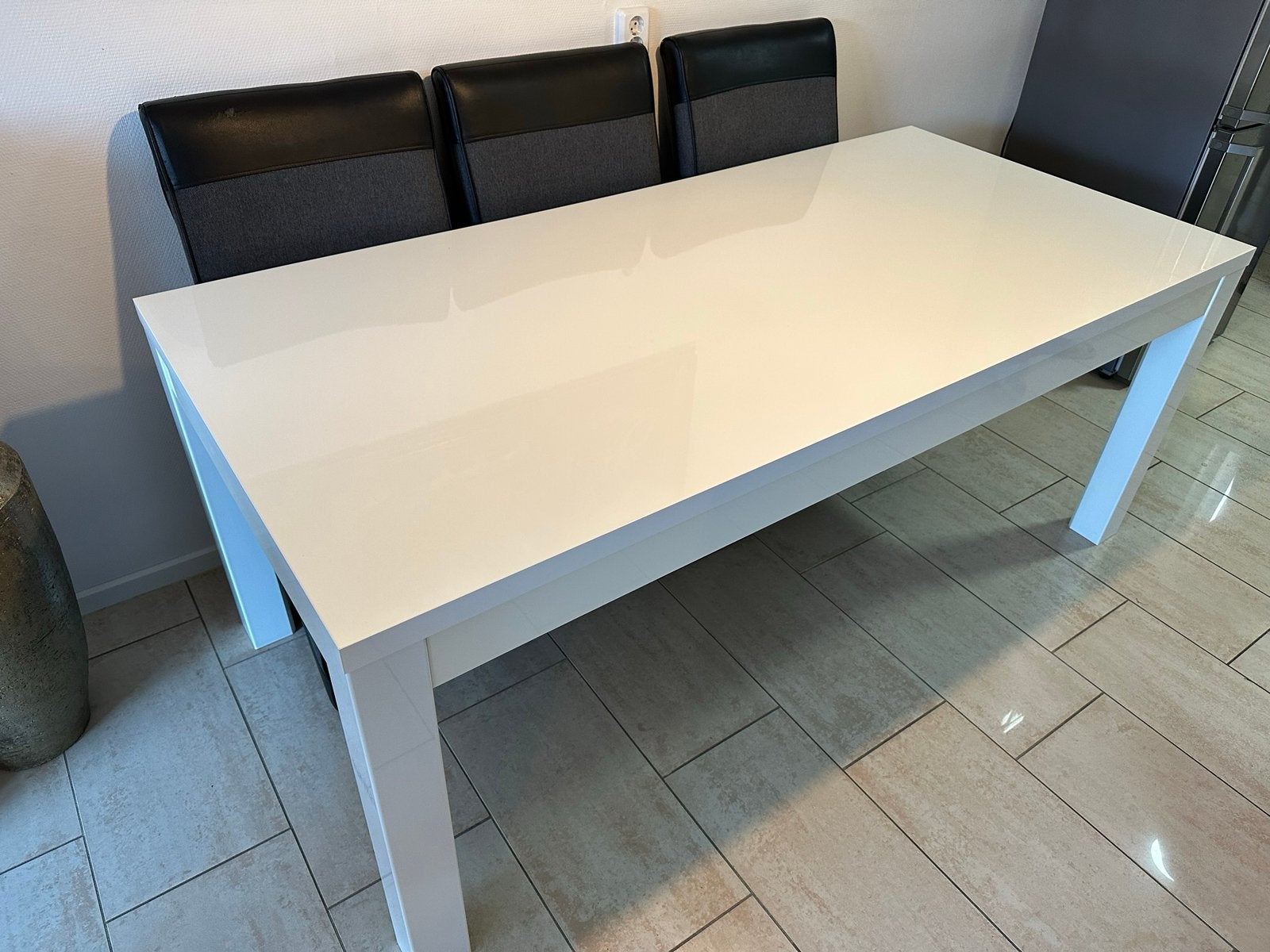 Te koop: Witte hoogglans eettafel, Huis en Inrichting, Ophalen, Gebruikt, 50 tot 100 cm, Vijf personen of meer
