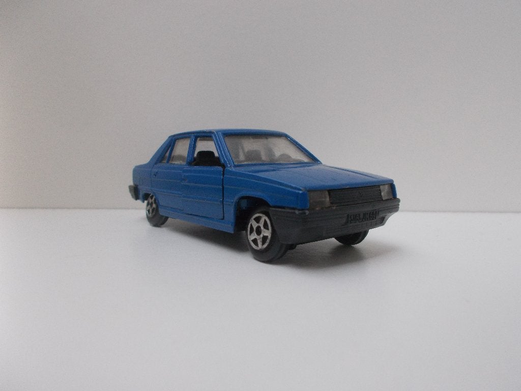 6454 Renault 9 Norev Jet-Car 1:43, Ophalen of Verzenden, Gebruikt, Auto, Norev