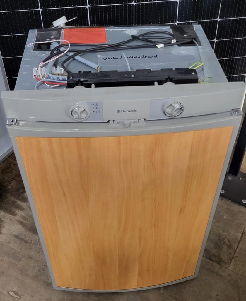 Dometic koelkast type RM 7401L. 220v/12v en gasaansluiting, Caravans en Kamperen, Ophalen, Gebruikt