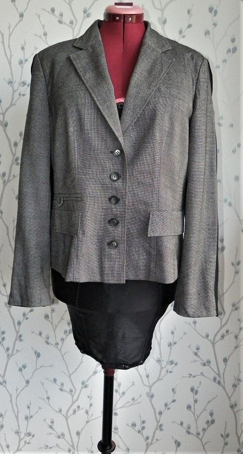 MARC CAIN Aparte, Sportieve Blazer maat 6=44, Meerkleurig, Maat 42/44 (L), Ophalen of Verzenden, Zo goed als nieuw