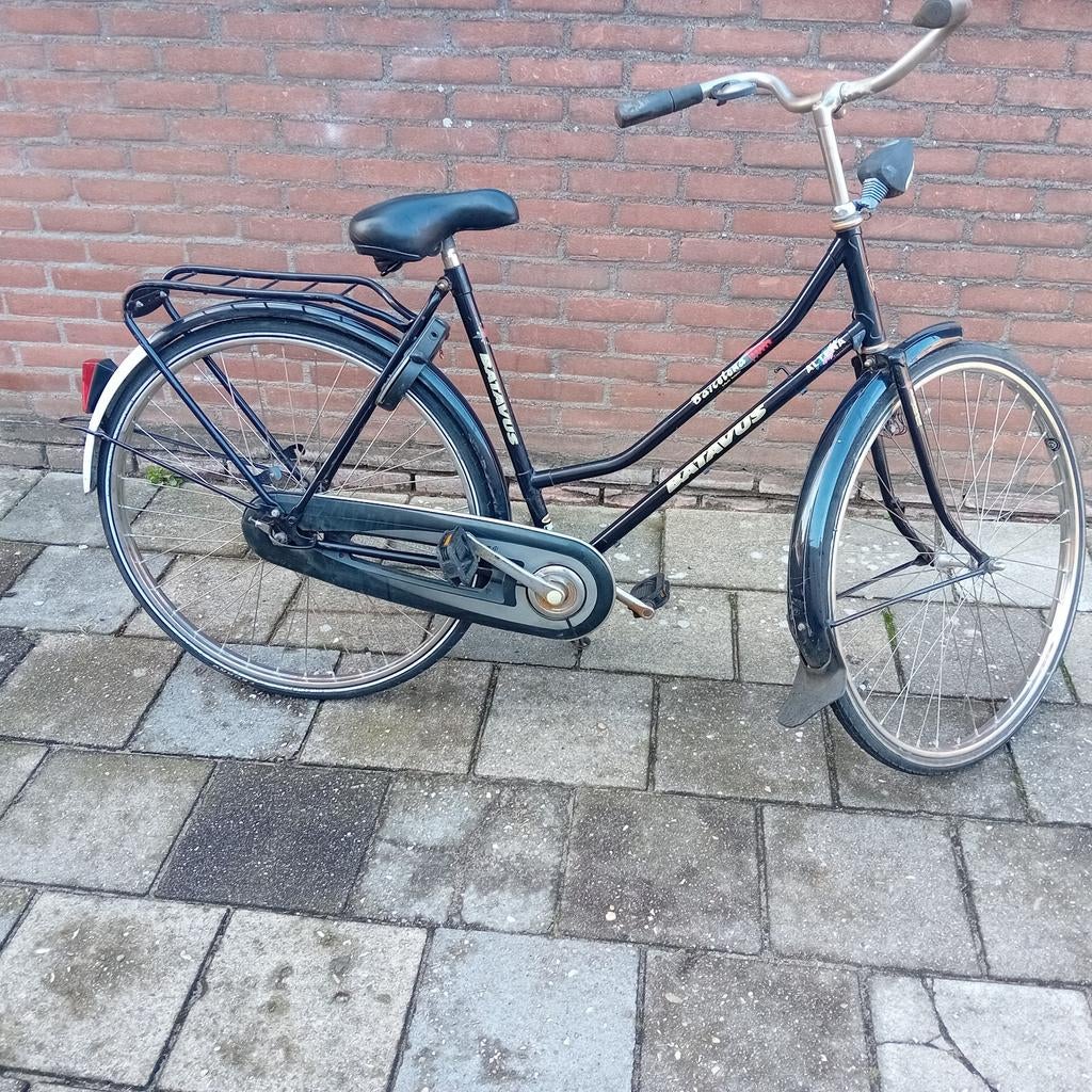 Batavus fiets - Damesfiets - Zwart - Gebruikt, Terugtraprem, Batavus, Ophalen of Verzenden, 53 tot 56 cm