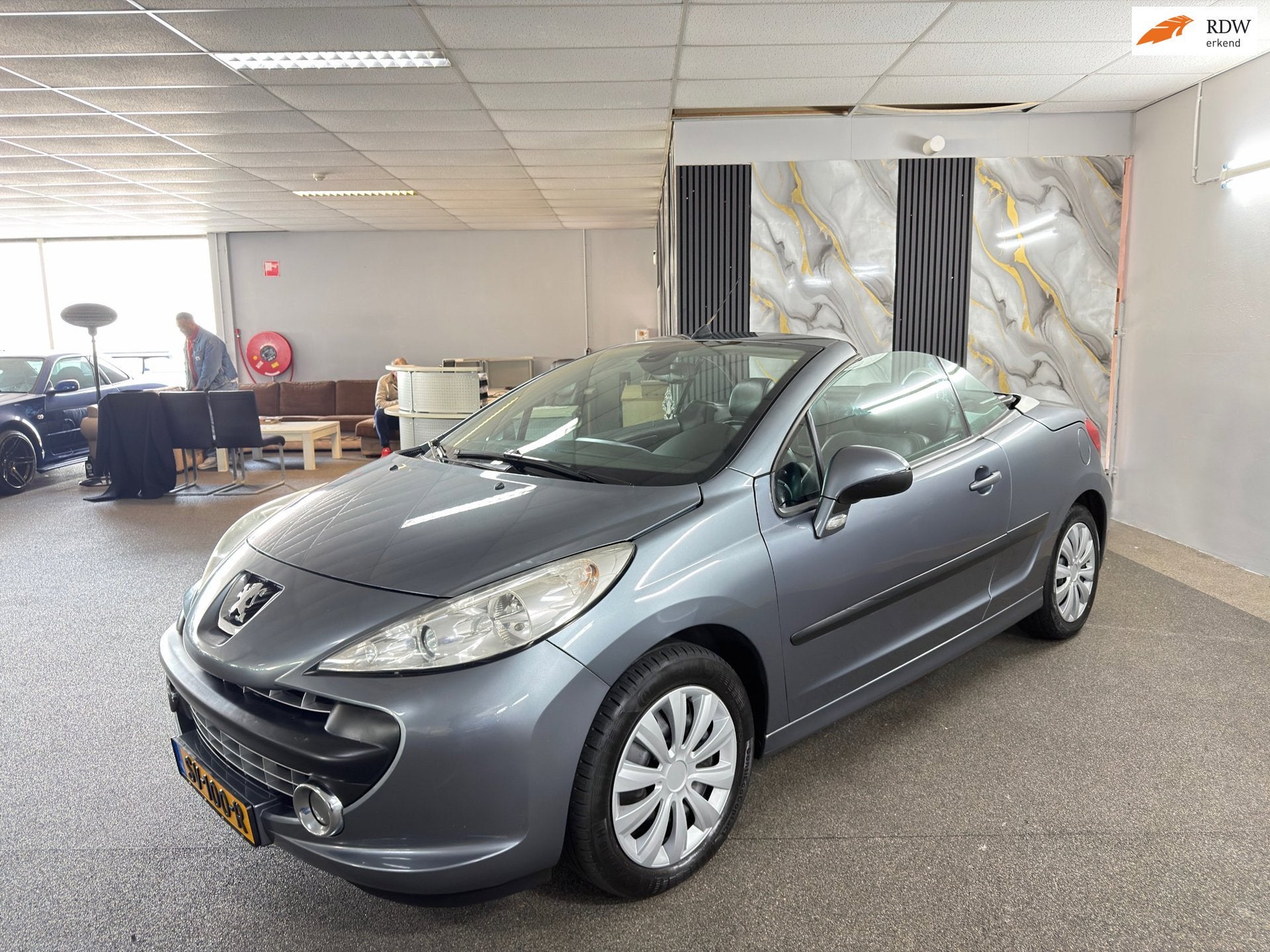 Peugeot 207 CC 1.6 VTi Apk Nieuw,Clima,Stoelverwarming,Leder, Voorwielaandrijving, 15 km/l, Gebruikt, 4 cilinders