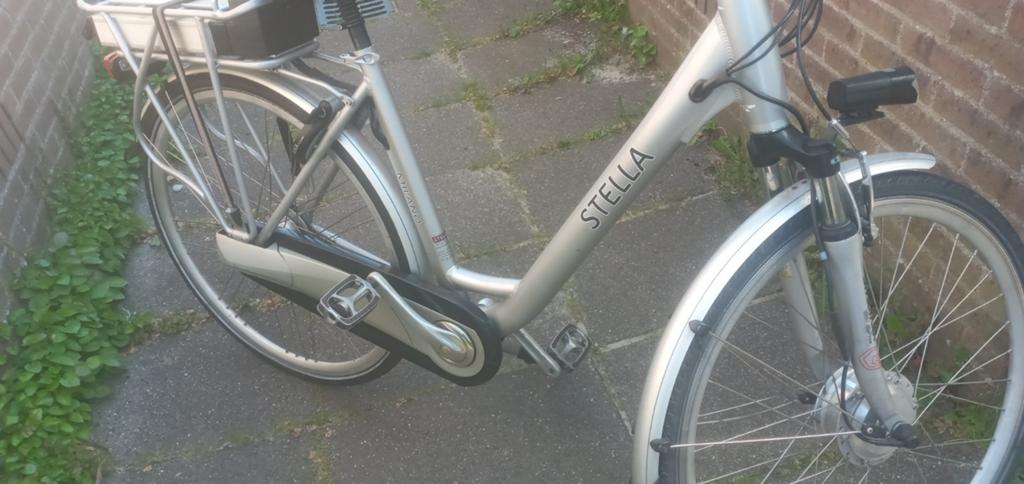 Stella Milano elektrische fiets - Zeer goede staat, Fietsen en Brommers, Elektrische fietsen, Ophalen