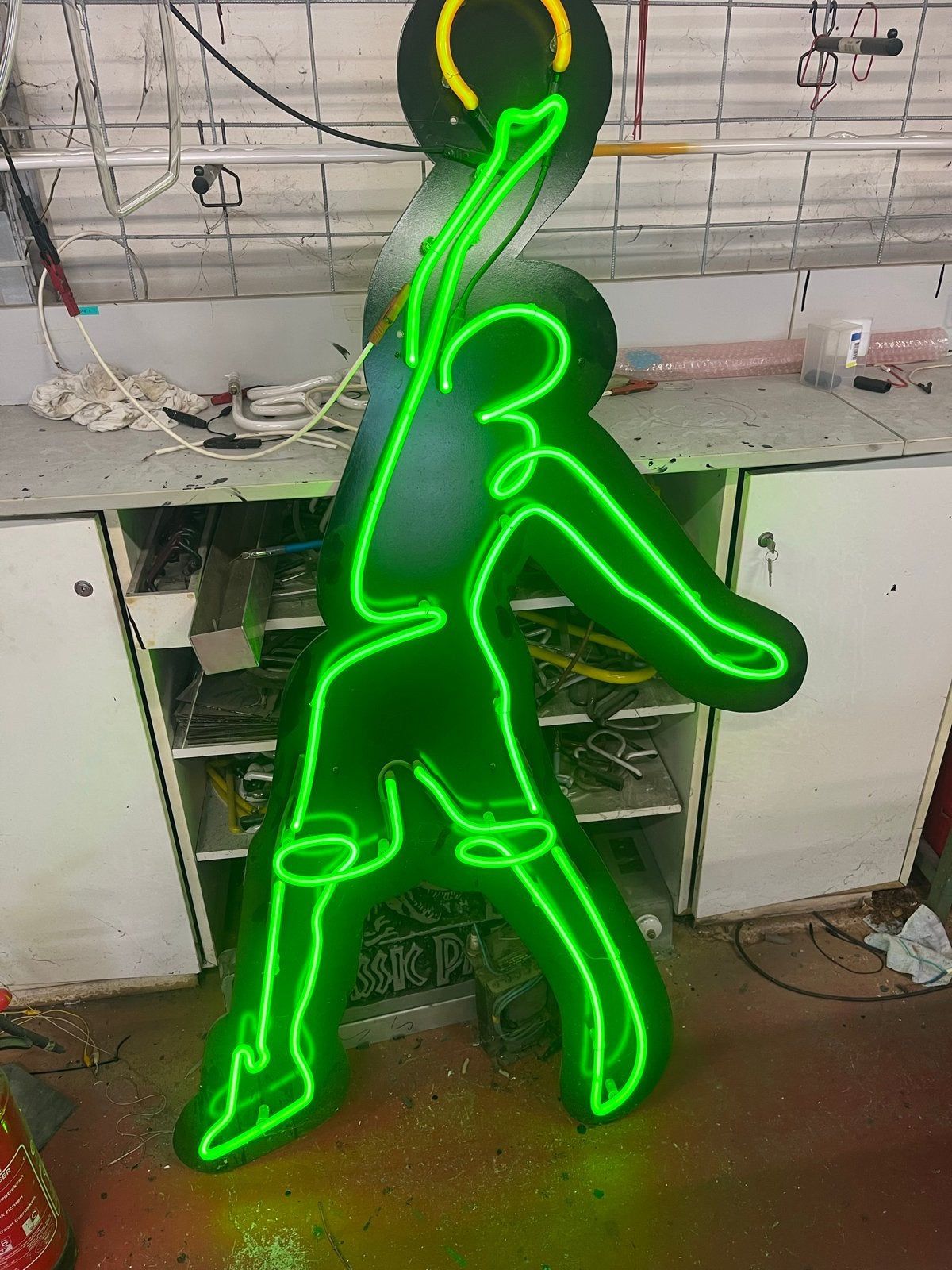 Uniek echte Neon Reclamebord: Groene jordan, Overige merken, Gebruikt, Kunststof, Ophalen of Verzenden