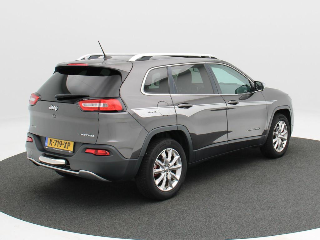 Jeep Cherokee 187 Pk 4x4 Automaat | Panorama dak | Stoel/Stu, Auto's, Jeep, Automaat, Gebruikt, 4 cilinders, Zwart
