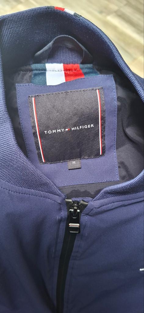 Tommy Hilfiger Bomberjack - Maat M - Zo goed als nieuw, Tommy Hilfiger, Ophalen of Verzenden, Zo goed als nieuw, Maat 48/50 (M)
