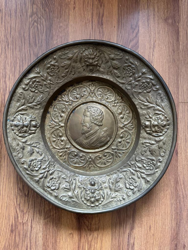 Antieke decoratieve bronzen/koperen platen (2 stuks), Antiek en Kunst, Antiek | Koper en Brons, Ophalen, Brons