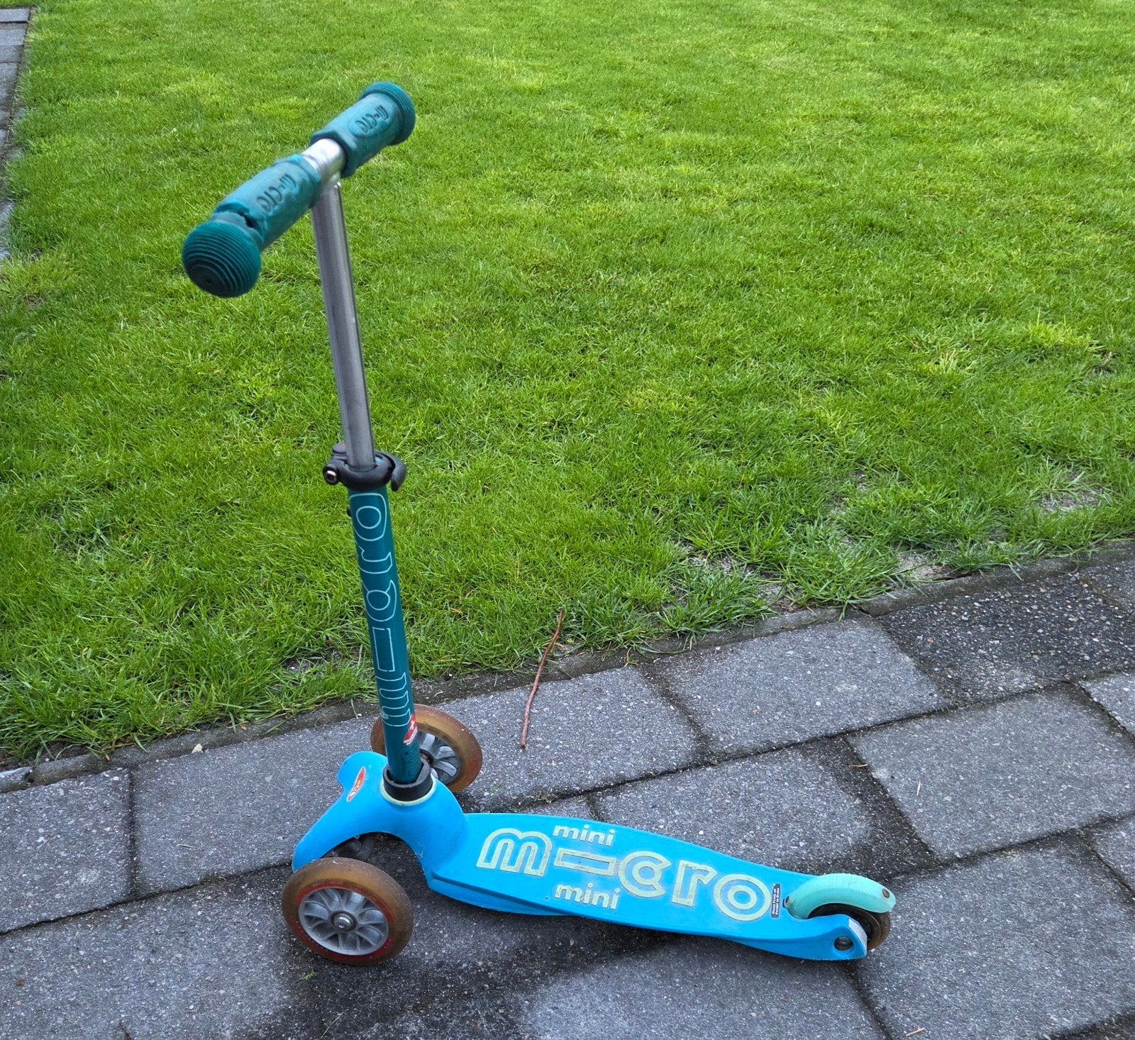 Mini micro step deluxe -3 wiel -aqua, Fietsen en Brommers, Steps, Gebruikt, Gewone step, Ophalen