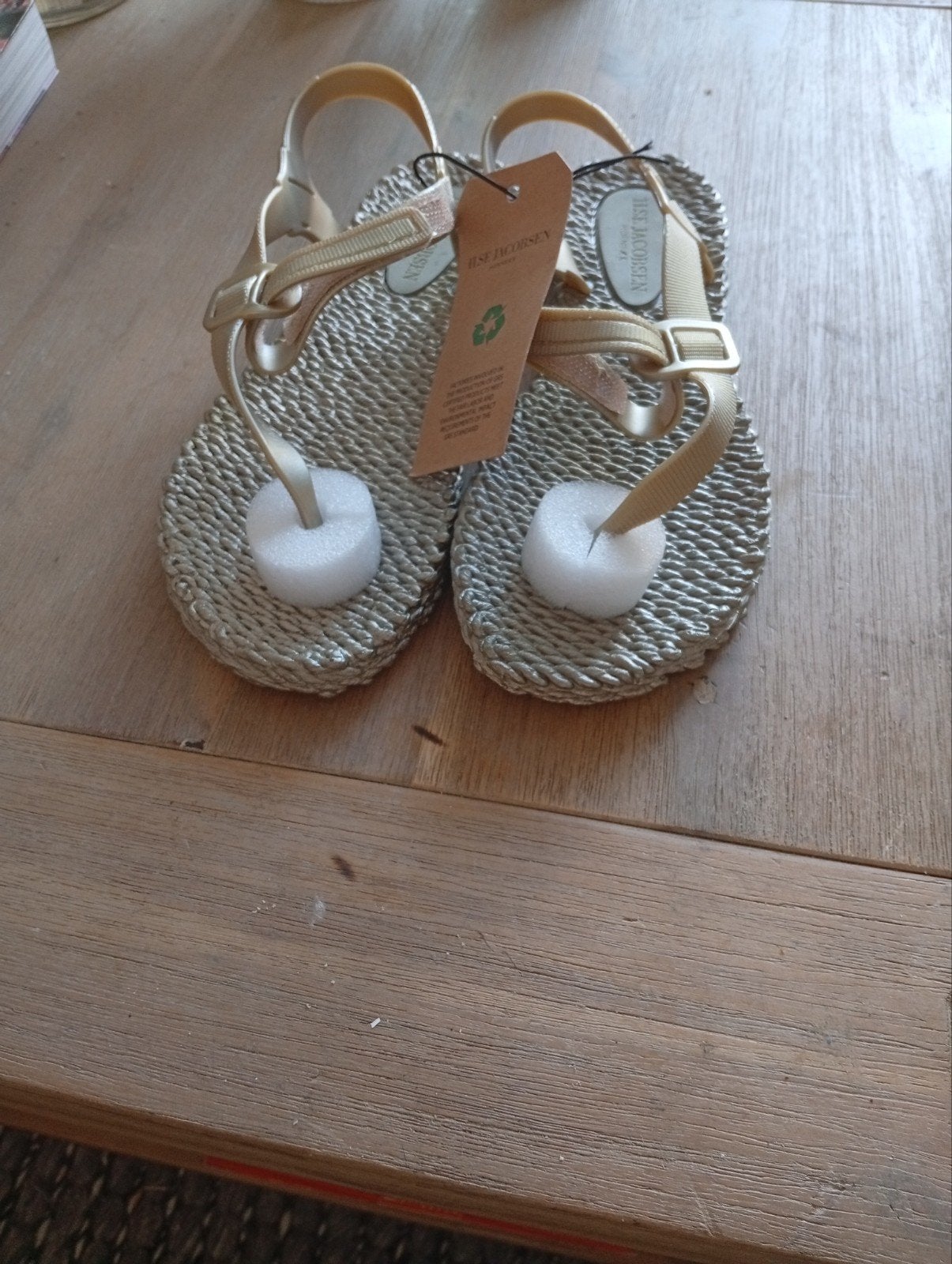 Ilse Jacobsen Slippers Maat 37 Nieuw- Exclusief Deens Design, Kleding | Dames, Schoenen, Slippers, Overige kleuren, Nieuw, Ophalen of Verzenden